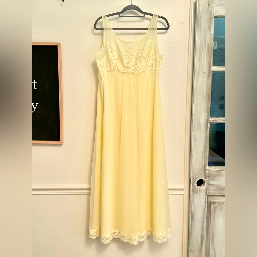 Vintage Yellow Nightgown by Shadowline Size Large